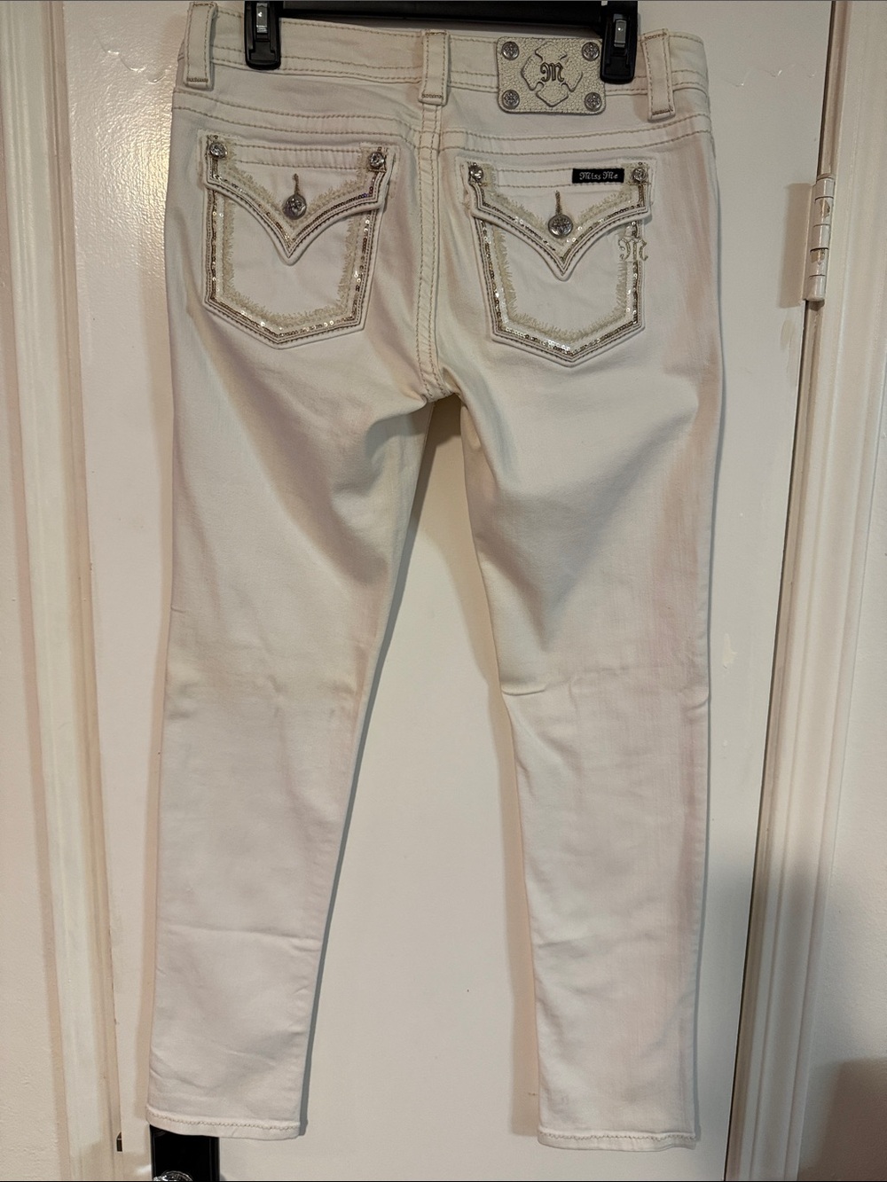 Miss Me Cream/off white Skinny Jeans with gold sequin Pocket Trim